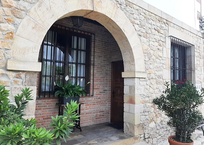 La Casa Solariega