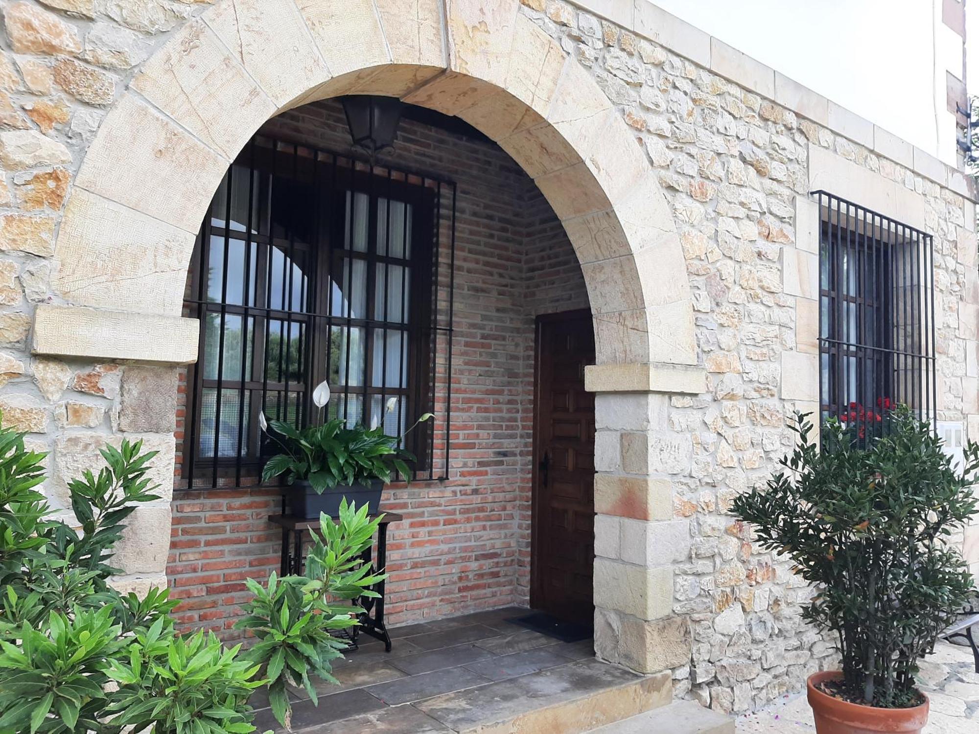 La Casa Solariega *