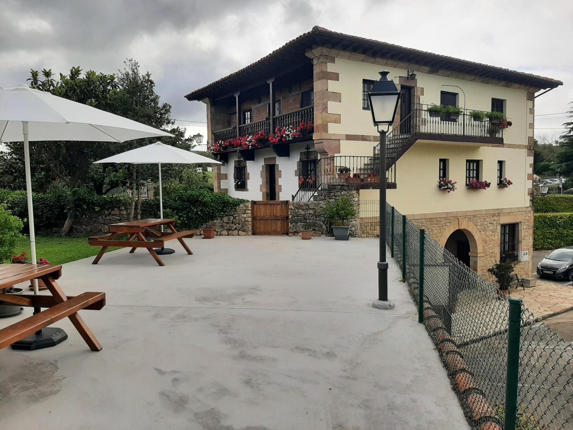 La Casa Solariega Apartment